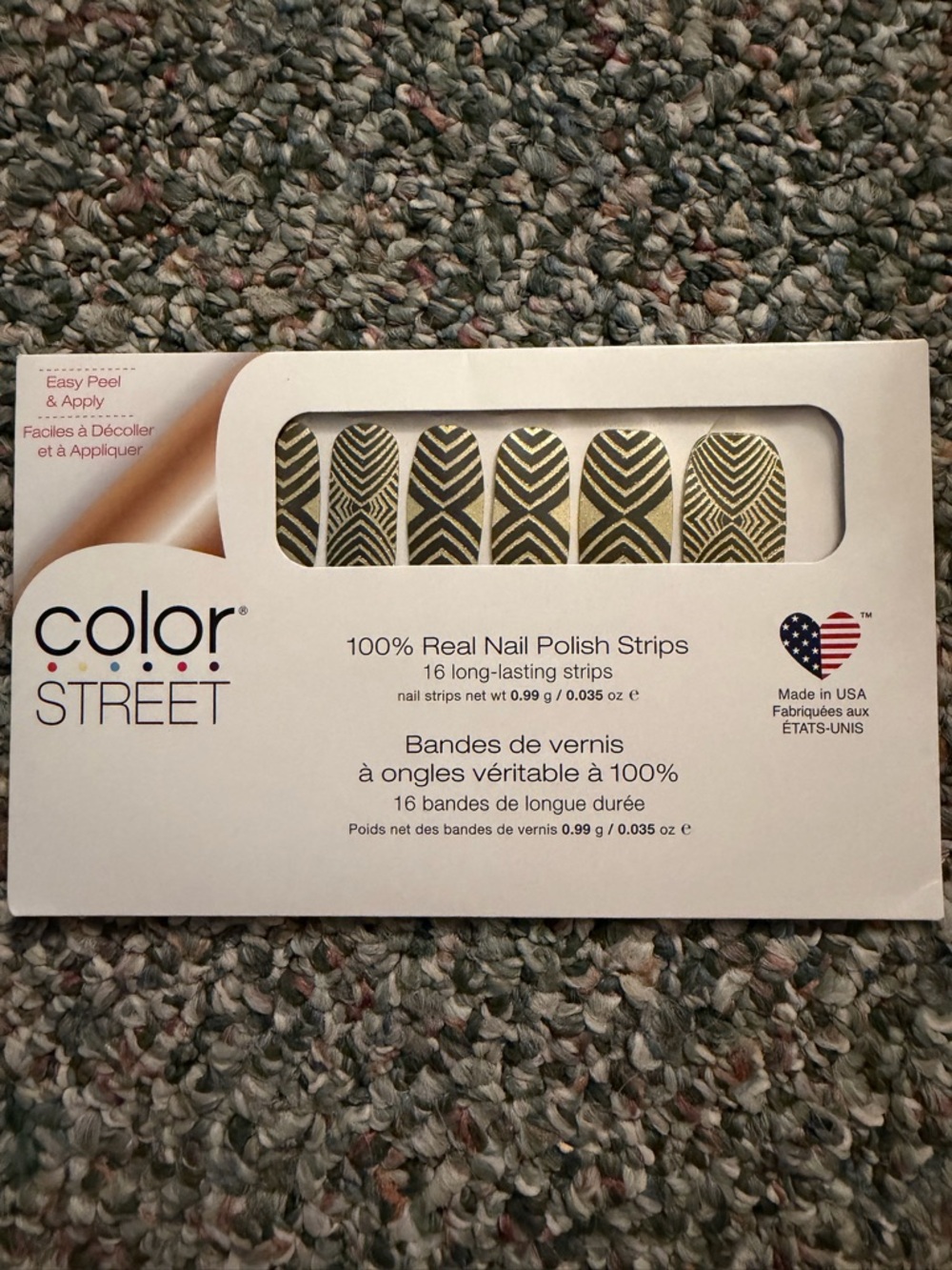Color Street Drop the Ball -Metallic Gold and Black Nail Strips